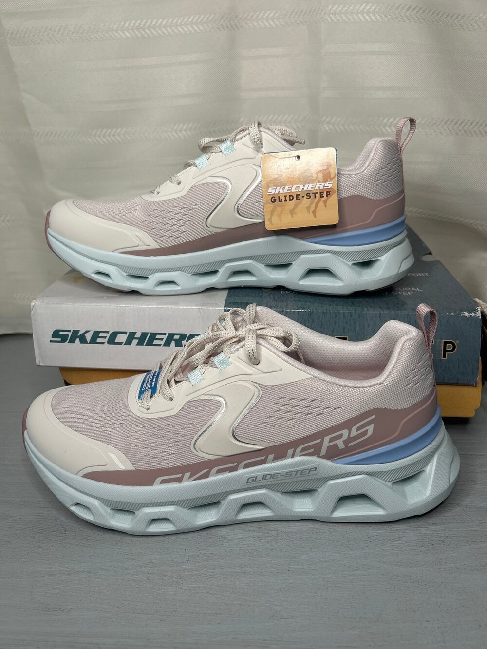 Skechers Glide Step Altus Cool Motion Sneakers Natural Multi 9.5